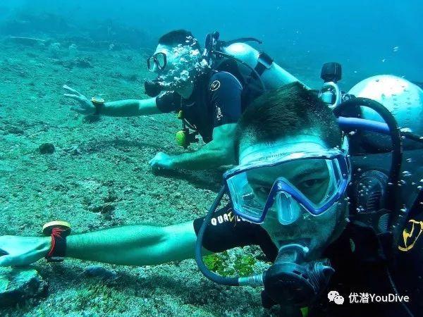 闻“凝”而动!沿河公安全力抗凝保畅护民安
