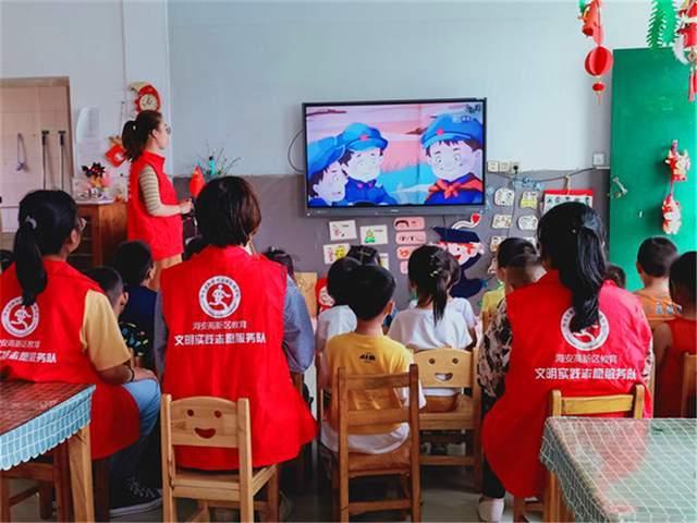 重庆市人大代表、铜梁区委书记谭庆:铜梁以高度政治责任感推进“一号工程” 打造成渝中部产业新高地